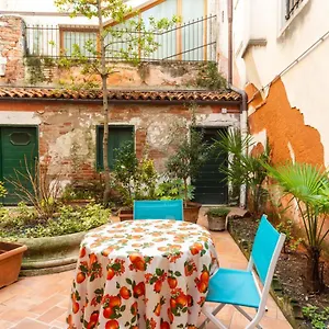 Ca' Longhi , Venezia Italia